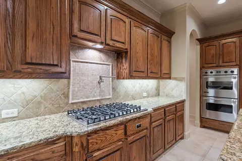 Kitchen - 1516 Silverleaf Dr, Keller, TX 76248 photo 1 of 5