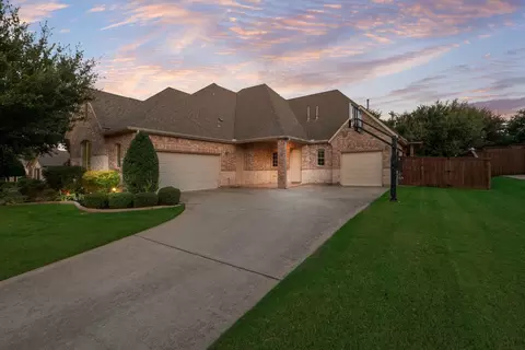 Exterior - 1516 Silverleaf Dr, Keller, TX 76248 photo 3 of 7