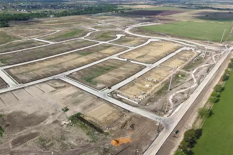 View/Area - 220 W Haymaker Rd, Celina, TX 75009 photo 6 of 8