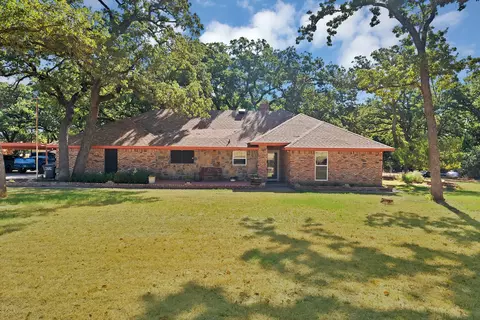 725 Greenwood Cut Off Rd, Weatherford, TX 76088