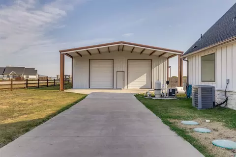Exterior - 341 George Rd, Howe, TX 75459 photo 7 of 12