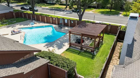 3741 Weeburn Dr, Dallas, TX 75229
