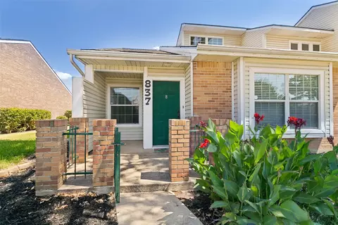 837 Summercreek Dr, Lewisville, TX 75067