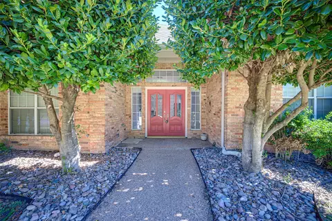 7200 Elmswood Ln, Plano, TX 75025