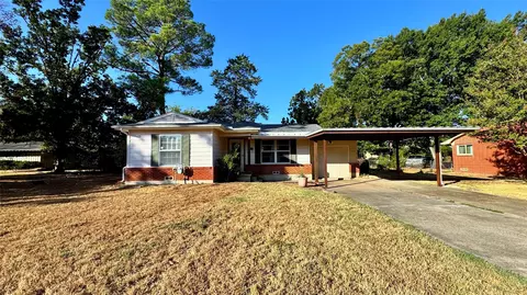 Exterior - 205 Davidson Dr, Terrell, TX 75160 photo 9 of 9