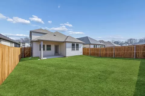 Exterior - 1105 Bermuda Dr, Lavon, TX 75166 photo 4 of 6