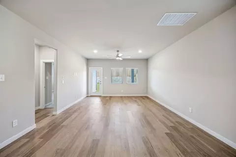 Living - 1105 Bermuda Dr, Lavon, TX 75166 photo 1 of 3