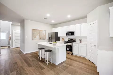 Entry Way - 1105 Bermuda Dr, Lavon, TX 75166 photo 1 of 4
