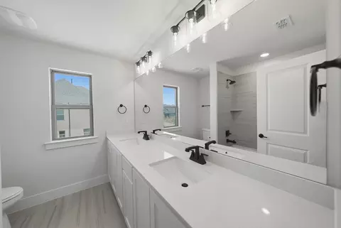 Bath - 505 Limerick Ln, Celina, TX 75009 photo 5 of 6