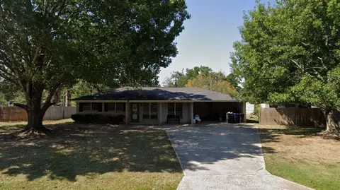 5659 Knollcrest Dr, Shreveport, LA 71129