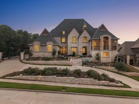 512 Rancho Laredo Trl, Southlake, TX 76092