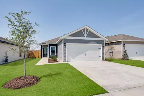 8325 White Wolf Trl, Ponder, TX 76259
