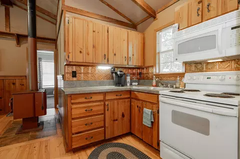 Kitchen - 1830 Fm 288, Quitman, TX 75783 photo 2 of 2