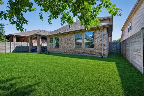 Exterior - 1224 9th St, Argyle, TX 76226 photo 5 of 5