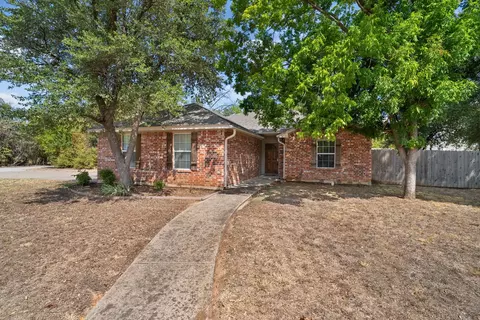 130 Deanna Ln, Weatherford, TX 76087
