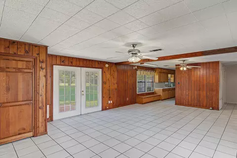 Living - 125 Methodist Camp Rd, Minden, LA 71055 photo 5 of 5