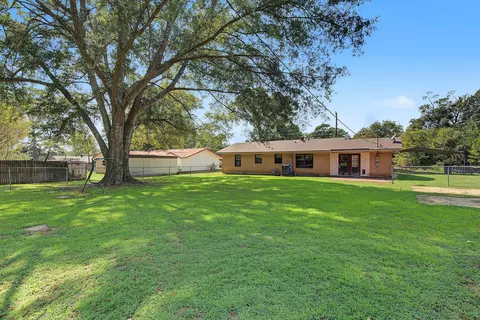 Exterior - 125 Methodist Camp Rd, Minden, LA 71055 photo 5 of 8