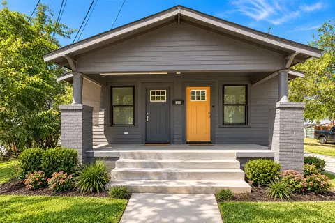 1009 Greer St, Fort Worth, TX 76102
