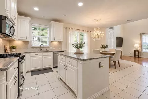 524 S Greenville Ave, Richardson, TX 75081