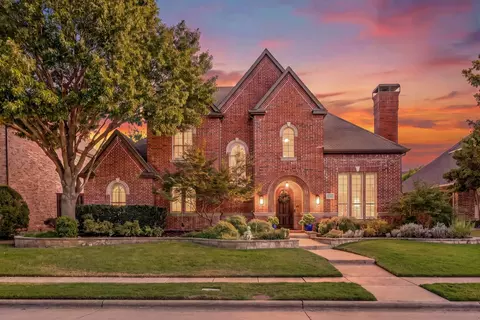 5748 Clarendon Dr, Plano, TX 75093