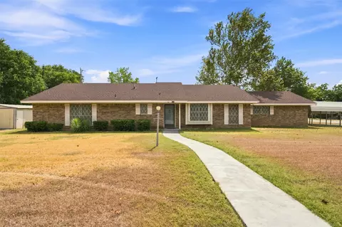 101 W Avenue G, Valley Mills, TX 76689