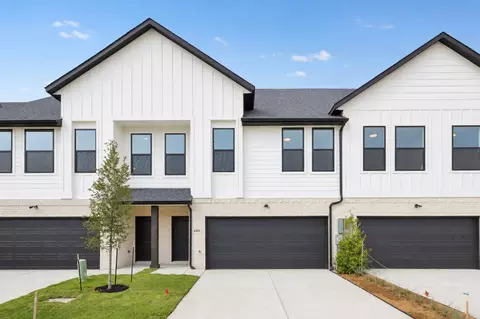 4453 Crescent Heights Rd, Garland, TX 75043