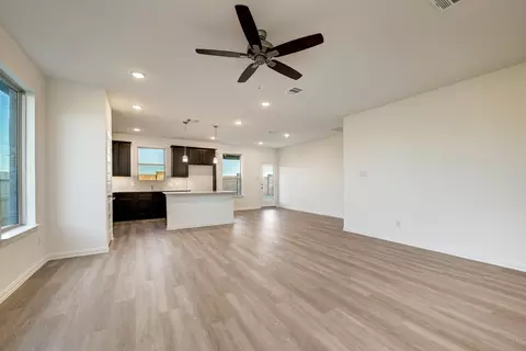 Living - 3112 Hawkview Dr, Cleburne, TX 76031 photo 3 of 3