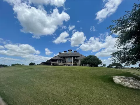 6451 Archerfield Ct E, Cleburne, TX 76033 photo 11