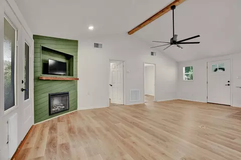Living - 224 Hideaway Ln E, Hideaway, TX 75771 photo 5 of 8
