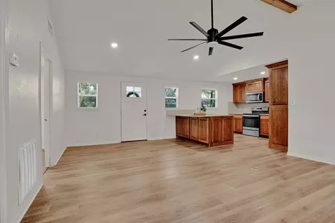 Living - 224 Hideaway Ln E, Hideaway, TX 75771 photo 6 of 8
