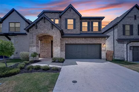 2552 Four Roses Dr, Lewisville, TX 75056