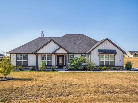 145 Prairie Meadows Ct, Rhome, TX 76078