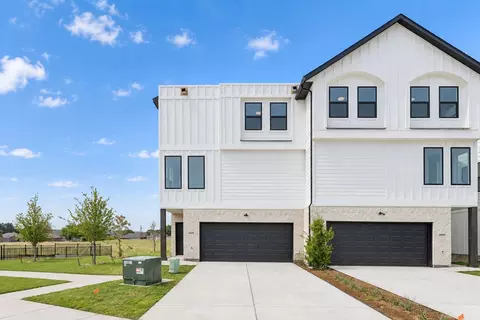 4509 Crescent Heights Rd, Garland, TX 75043