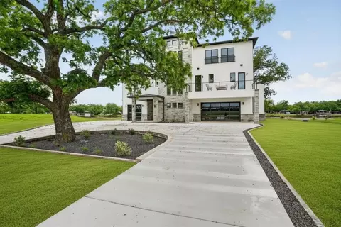 1046 River Ranch Ln, Weatherford, TX 76087