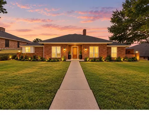 2805 Colleen Dr, Garland, TX 75043