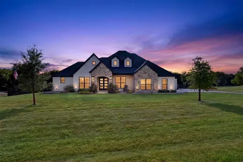 420 Cobb Ln, Waxahachie, TX 75167