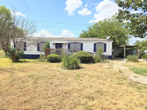 8317 Birdsong Ct, Joshua, TX 76058