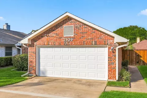 2109 Glen Heights Dr, Garland, TX 75044