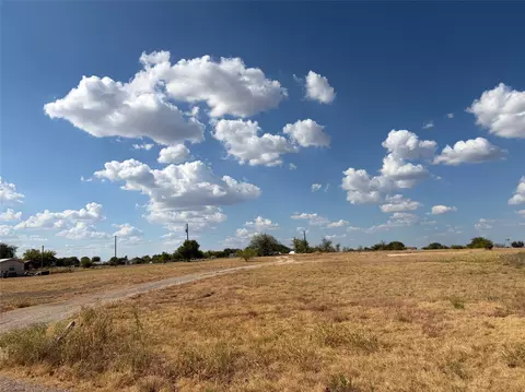4708 Blackburn Ave, Joshua, TX 76058