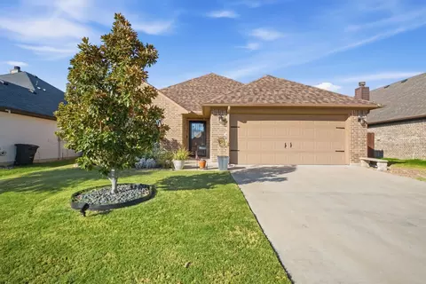 1432 Town Creek Cir, Weatherford, TX 76086