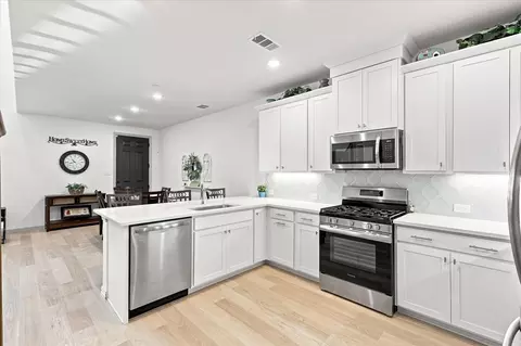 Kitchen - 612 4th St, Argyle, TX 76226 photo 3 of 4
