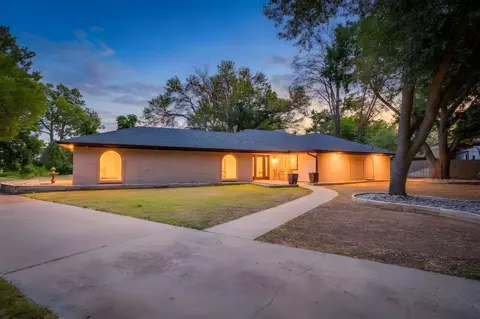 104 Sunset Pl, Joshua, TX 76058
