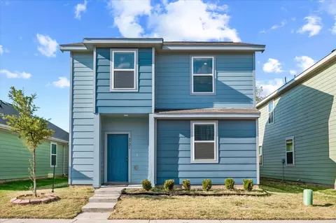 5721 Topwater Trl, Fort Worth, TX 76119