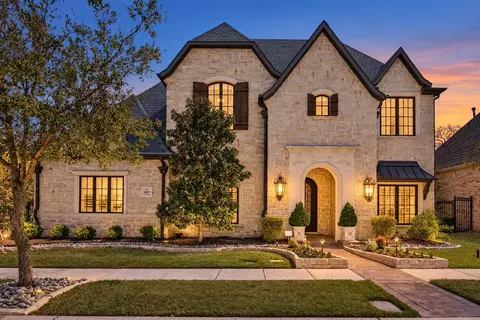 1817 Saint Philip Ave, Southlake, TX 76092