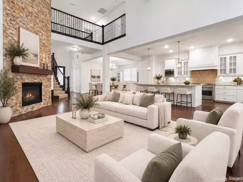 1009 Peacock Blvd, Carrollton, TX 75007