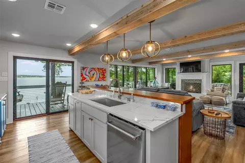 Kitchen - 128 Knott Dr, Many, LA 71449 photo 5 of 6