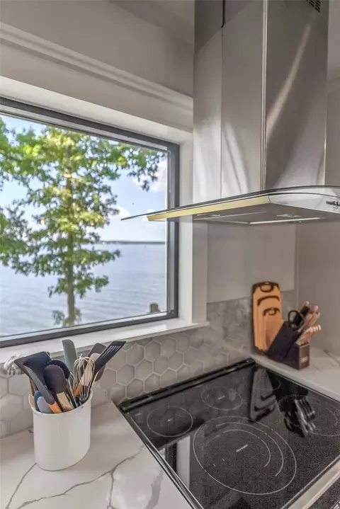 Kitchen - 128 Knott Dr, Many, LA 71449 photo 2 of 6