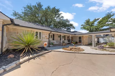 4509 Deleon Ct, Granbury, TX 76049