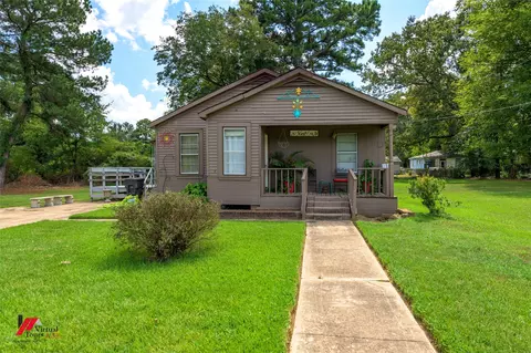 5825 Grantham St, Shreveport, LA 71129