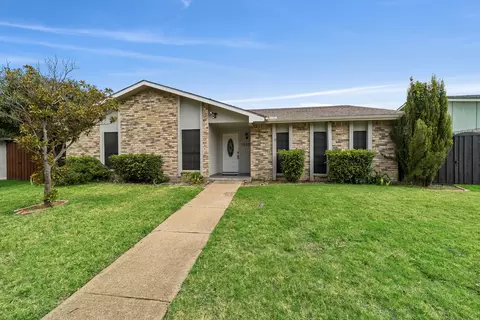 10239 Green Ash Rd, Dallas, TX 75243